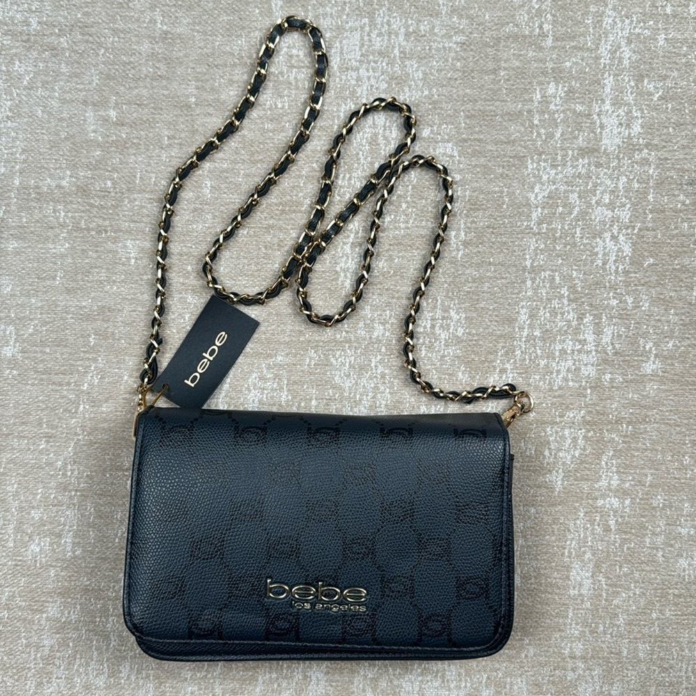 Bebe Los Angeles Women’s Capri Monogram Flap Crossbody Bag • Black & Gray • EUC